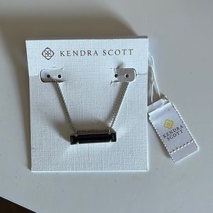 Kendra Scott✨ necklace brand new never worn still have tags